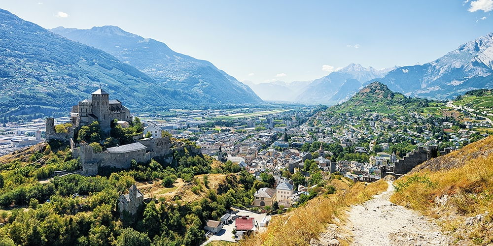 Villas and semi-detached houses for sale in the Canton of Valais (Switzerland)